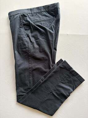 Roundtree & Yorke Casuals Chino Pants Mens 32x32 Black Flat Front Trousers